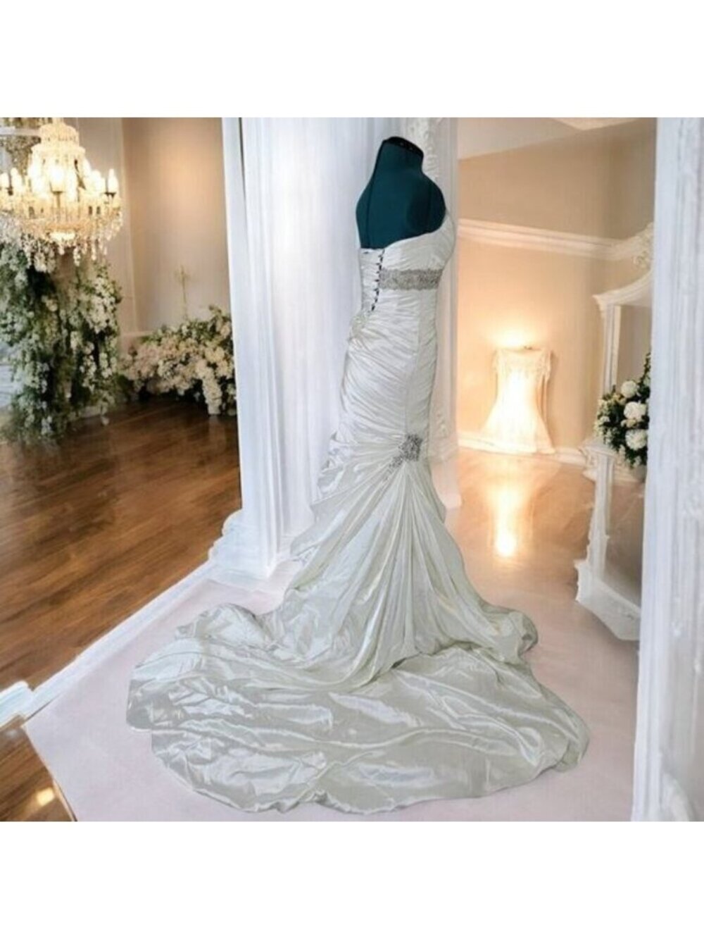 Sottero and Midgley Collection Adorae-JSM1307LU White Wedding Dress - Size 2 - Picture 4 of 16